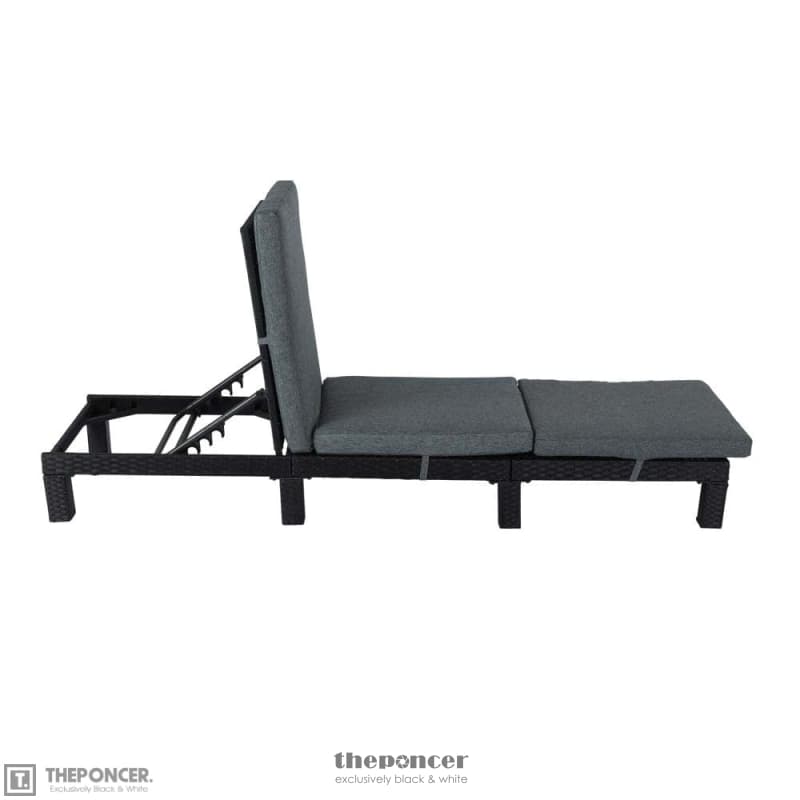 BLACK RATTAN SUNBED WITH ADJUSTABLE RECLINE